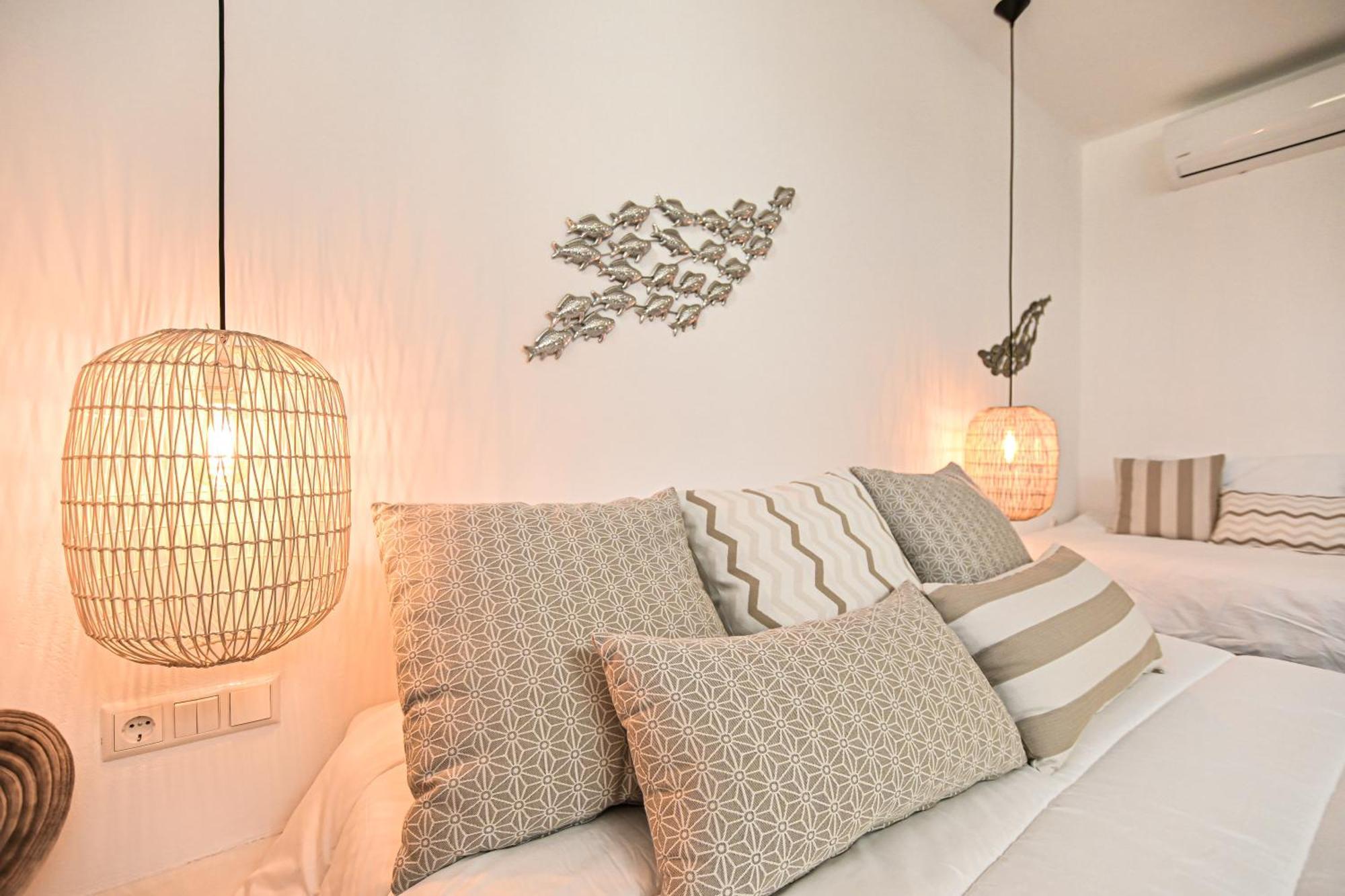White Cocoon Exclusive Villas Agia Anna  Ngoại thất bức ảnh