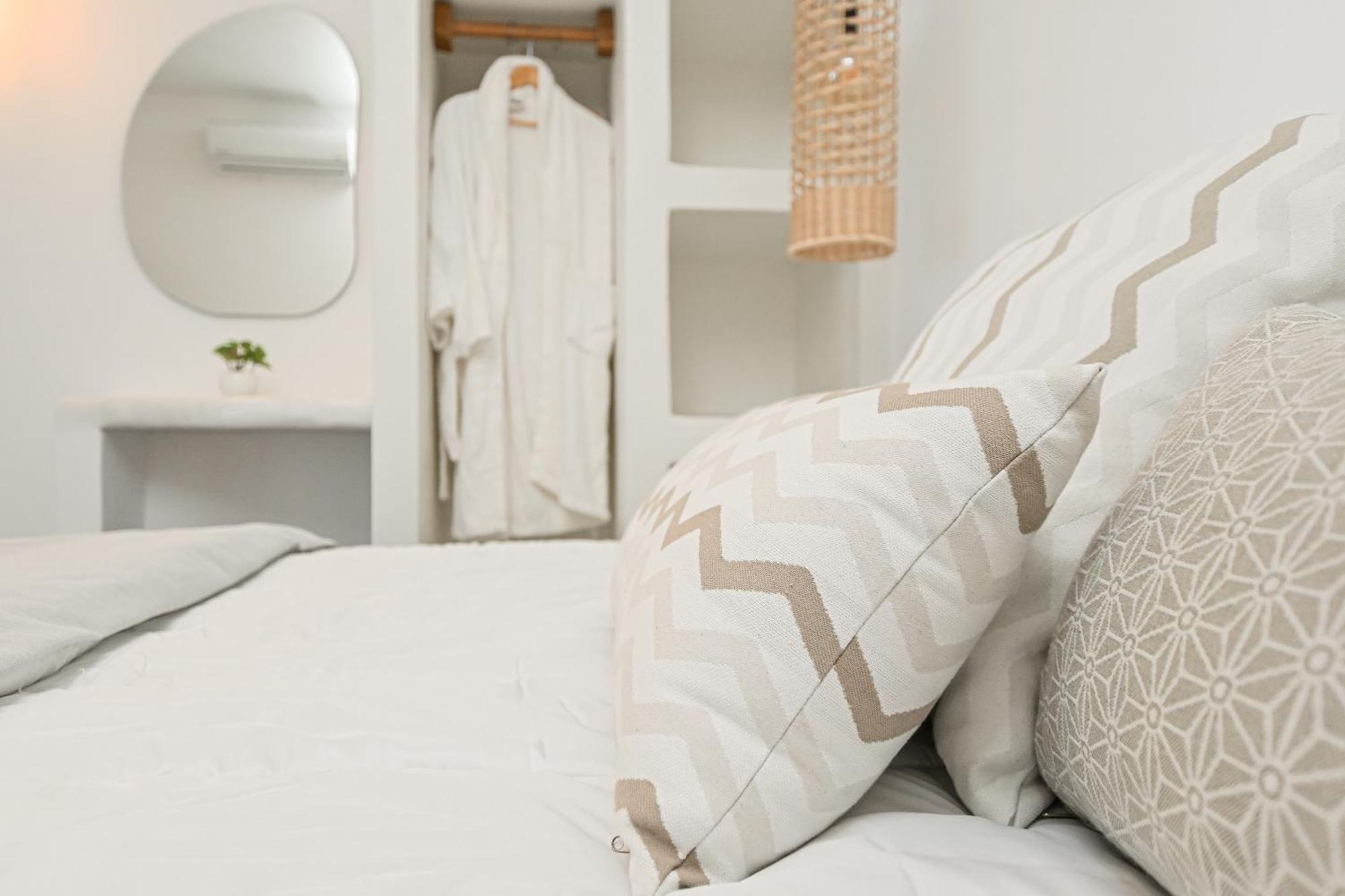 White Cocoon Exclusive Villas Agia Anna  Ngoại thất bức ảnh